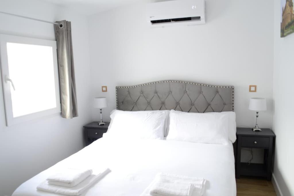 Casa En Alquiler Vacacional En אלקאלה דה הנארס מראה חיצוני תמונה