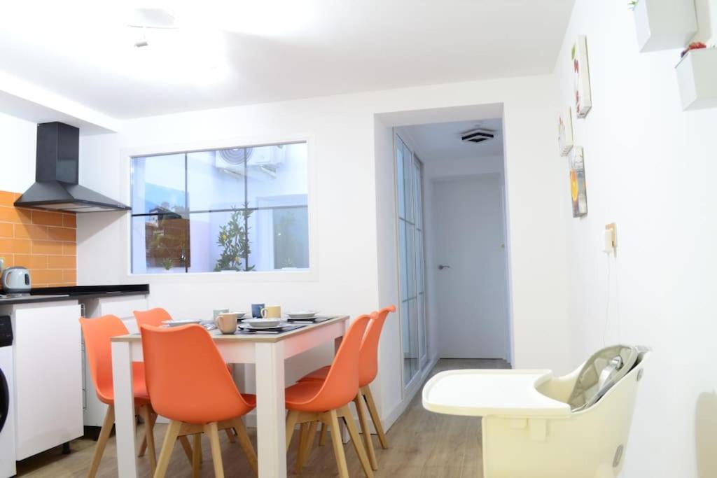 Casa En Alquiler Vacacional En אלקאלה דה הנארס מראה חיצוני תמונה